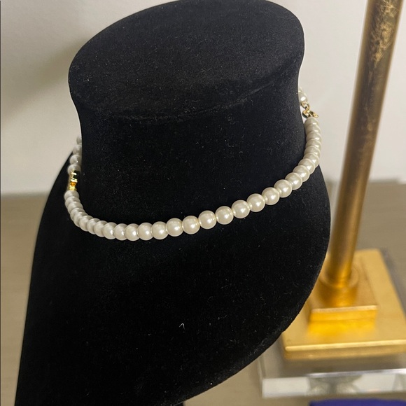Tory Burch Elegant Pearl Necklace with Crystal Pave T. - Picture 3 of 5
